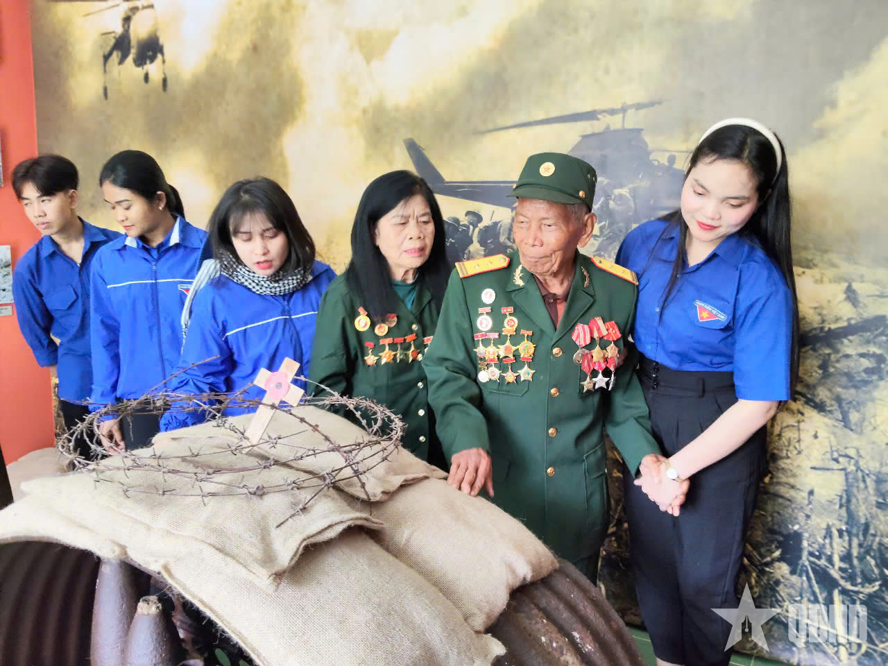 Một lòng theo Đảng, Bác Hồ- Bài 1: Núi rừng xanh dậy muôn câu ca